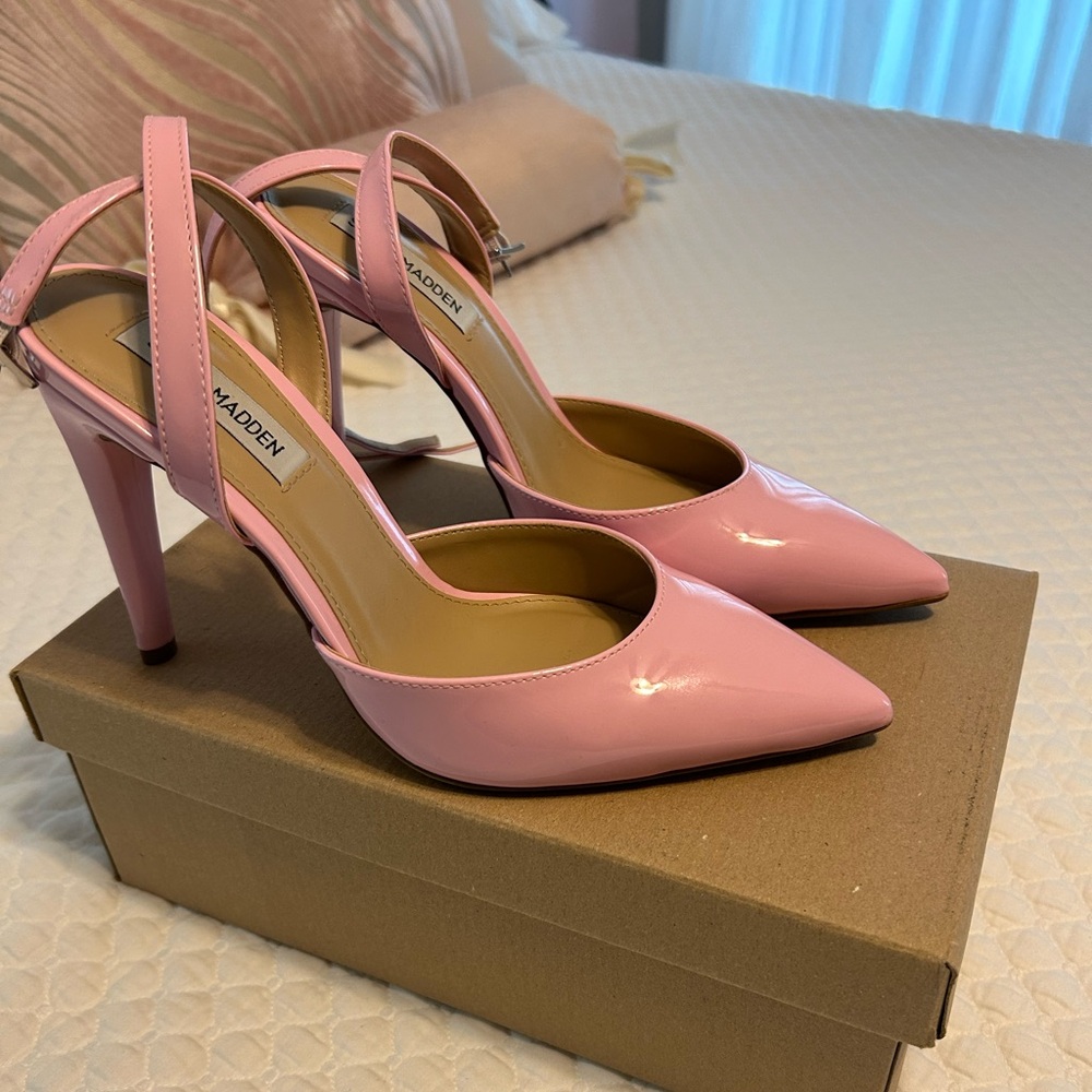 Steve Madden Pink Heels Size 7.5 ~ EUC